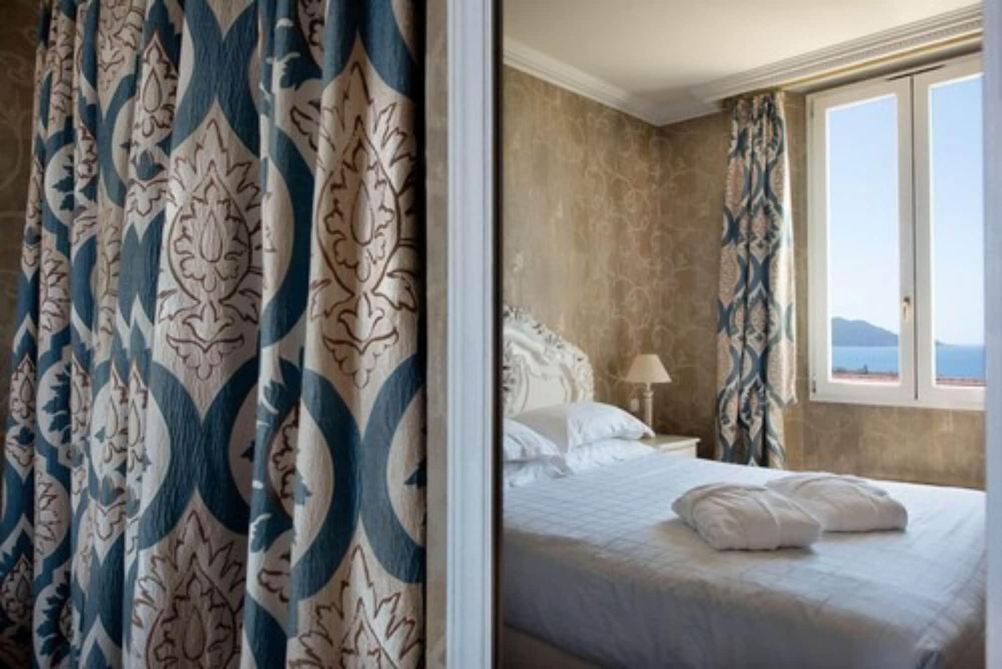 Hotel Chateau De La Tour คานส์ ภายนอก รูปภาพ