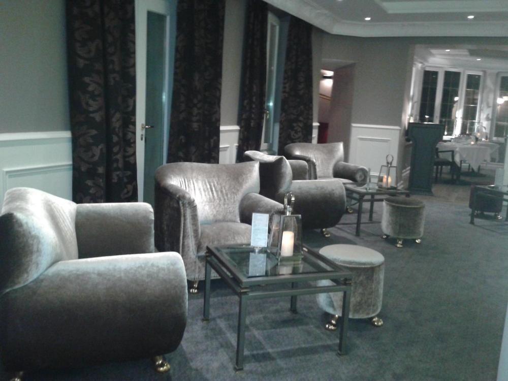 Hotel Chateau De La Tour คานส์ ภายนอก รูปภาพ