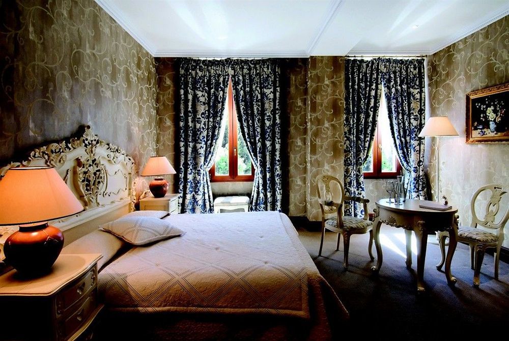 Hotel Chateau De La Tour คานส์ ภายนอก รูปภาพ