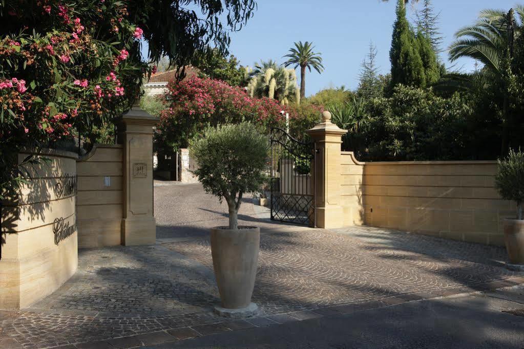 Hotel Chateau De La Tour คานส์ ภายนอก รูปภาพ